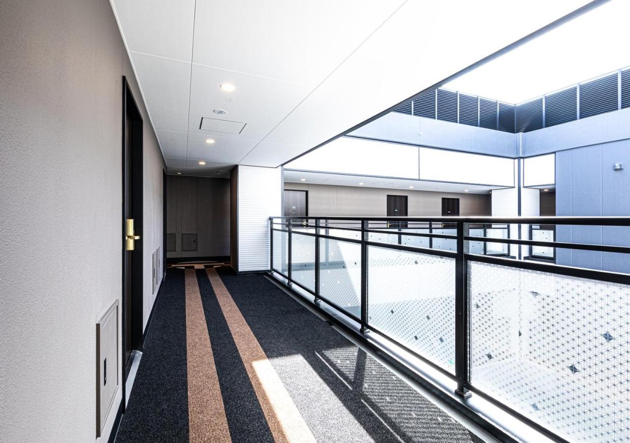 Apa Hotel & Resort Hakata Ekihigashi Fukuoka  Exterior photo